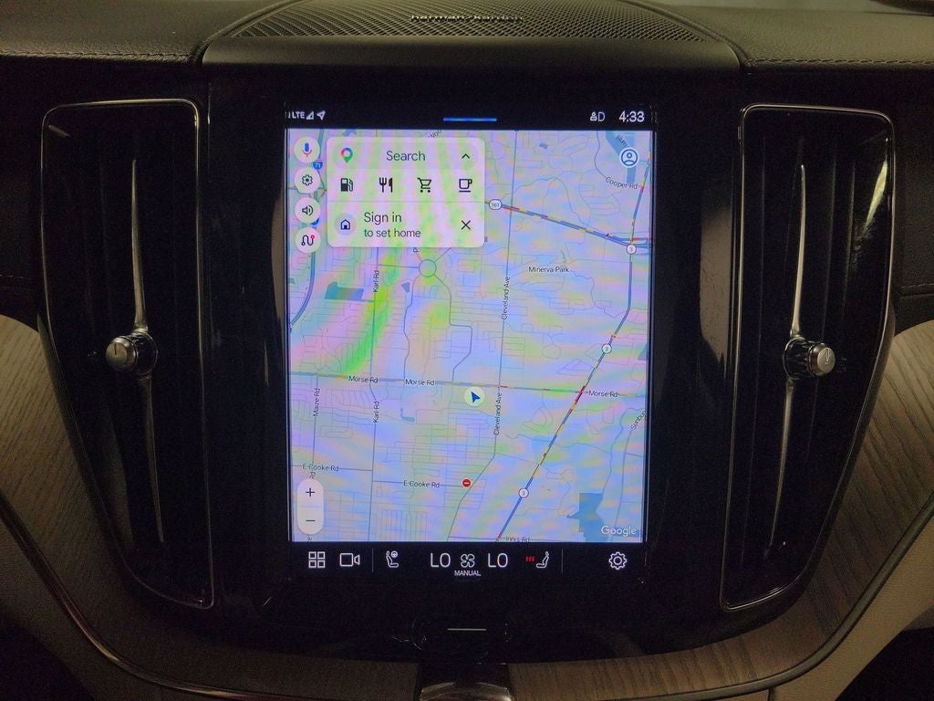 2022 Volvo XC60 B5 Inscription