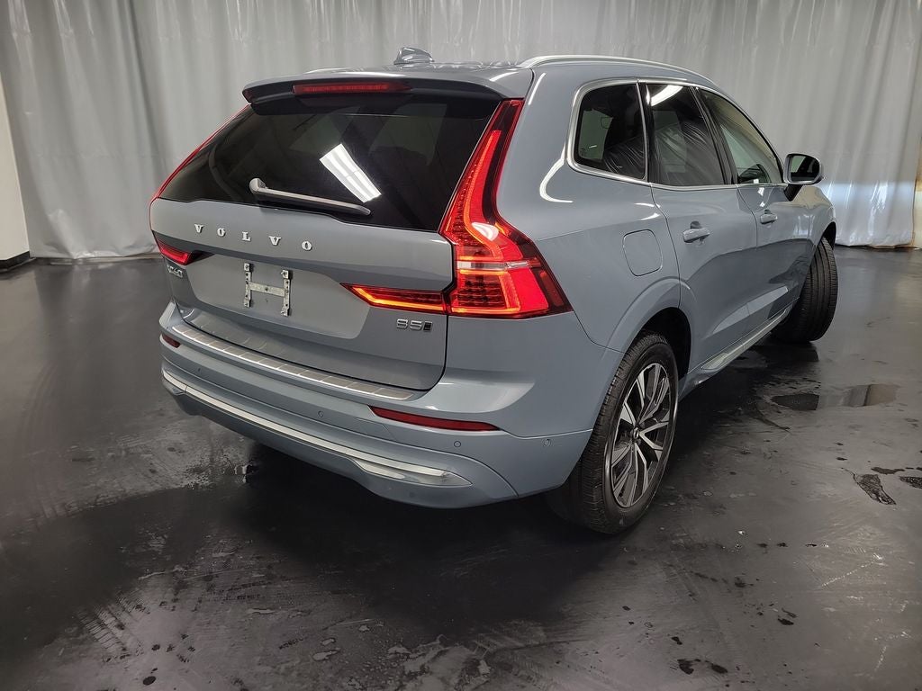 2023 Volvo XC60 B5 Plus Bright Theme