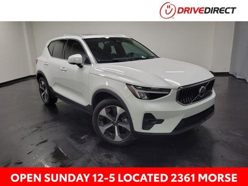 2024 Volvo XC40 B5 Plus Bright Theme