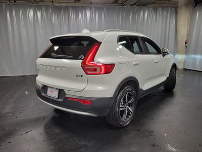 2024 Volvo XC40 B5 Core