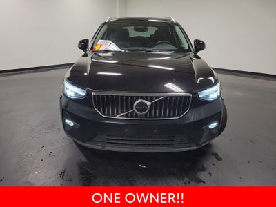 2023 Volvo XC40 B5 Plus Bright Theme
