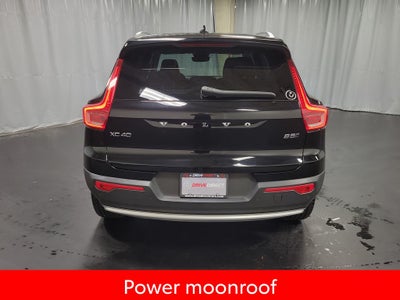 2023 Volvo XC40 B5 Plus Bright Theme
